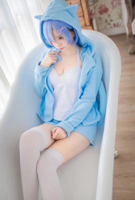 Chica Ono con – Rem Blue Elf (22P)