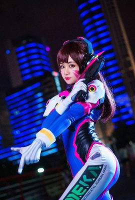 «Overwatch» D.VA Cosplay (CN: Maki Xiaoji) (10P)