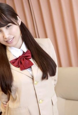 (Okanuki Yuki) La bella esposa también quiere experimentar el uniforme de JK (25P)