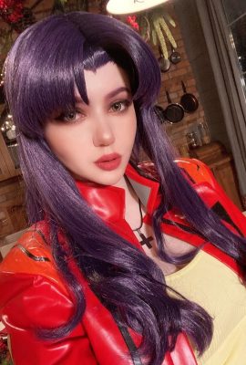 Alina Beckero Misato Katsuragi