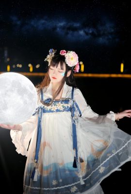 Xia Ning Ning-LOLITA luna creciente en el mar