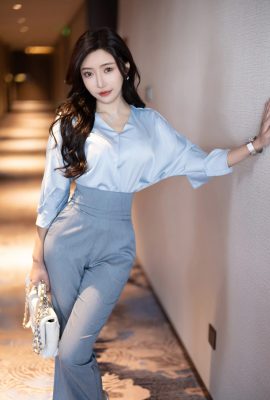 Wang Xinyao Yanni pantalón azul grisáceo y top de seda (85P)