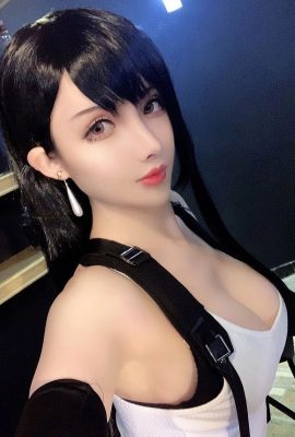 rioko Liangliangzi – selfie de Tifa