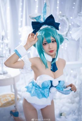 Hatsune Miku Bunny Girl.Ver White Rabbit MIKU @MAY Atrapado en la pobreza (9P)