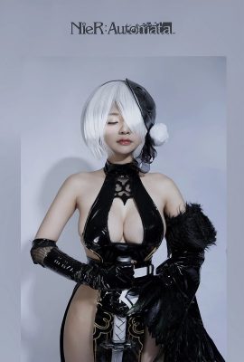 (Azami) 2B (NieR_Automata)