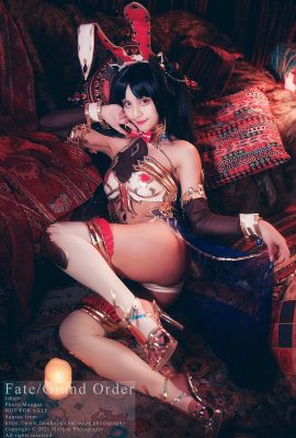 (淳 Jyun) Traje de conejita Ishtar ver. (Realizar pedido grande)