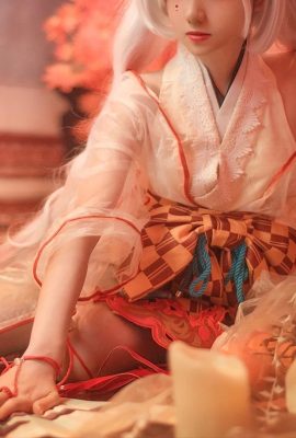 Momoko «Kimono Shiranui»