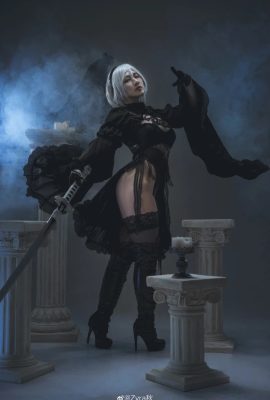 NieR: Automata 2B (blanco): @你里松_, 2B (negro): @Zyra秋(9P)