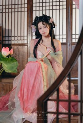 Coser@ Sticky Dumpling Rabbit – Suscríbete a «Drunk by the Lotus Pond» en agosto y Dream in the Garden (49P)