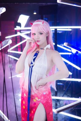 Ying Tze – Vestido Zero Two