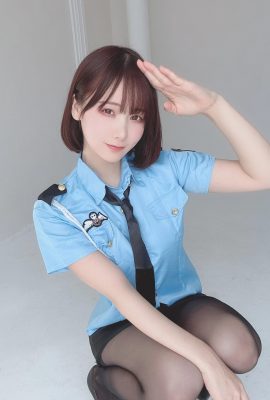 El cosplay de la policía de Kenken quiere mostrar 2 (24P)