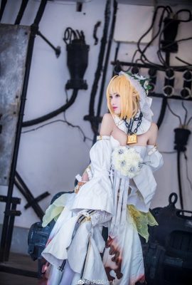 (Ginni inverso) Nero Claudius Flower Wedding cos